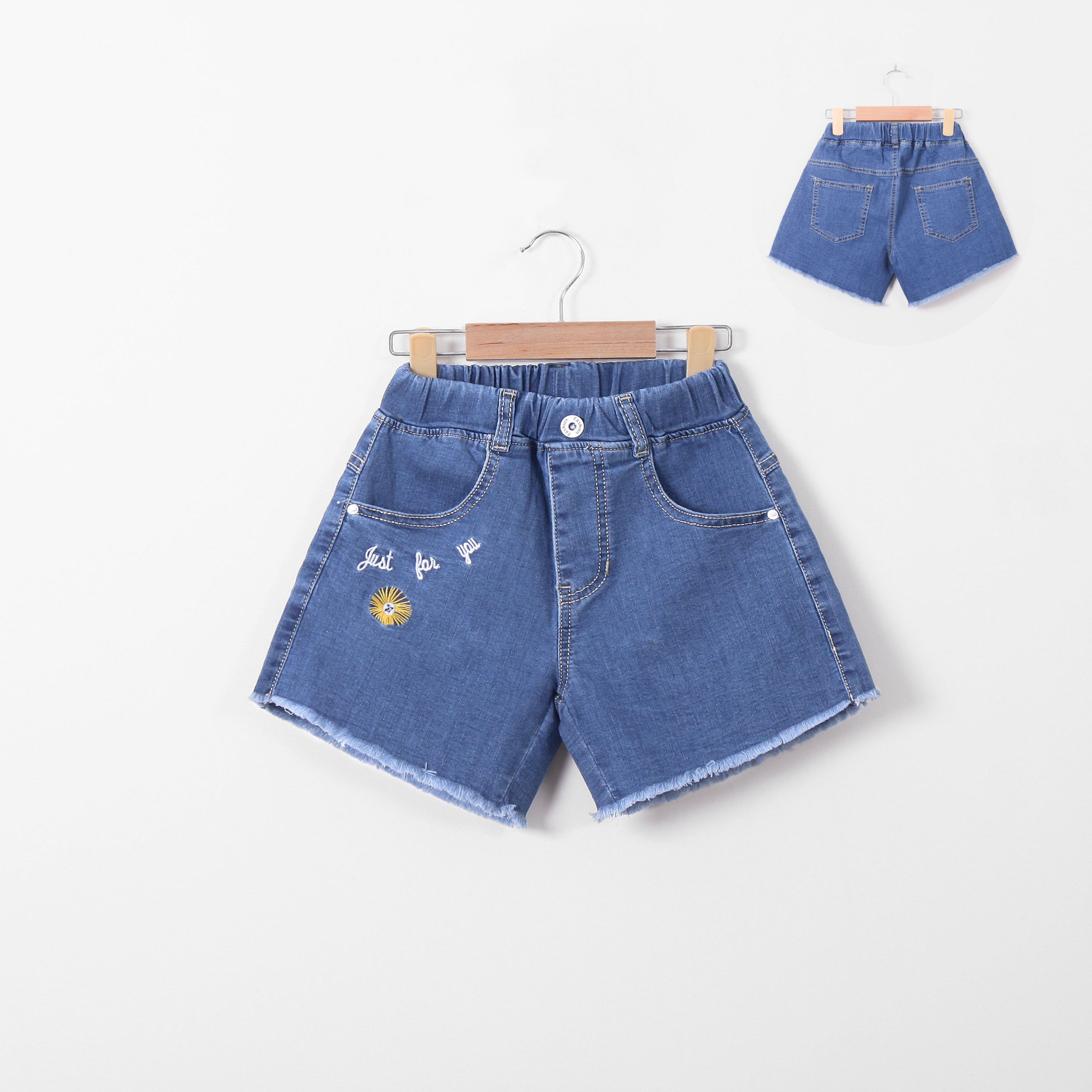 QUẦN SHORTS JEAN JUST FOR U