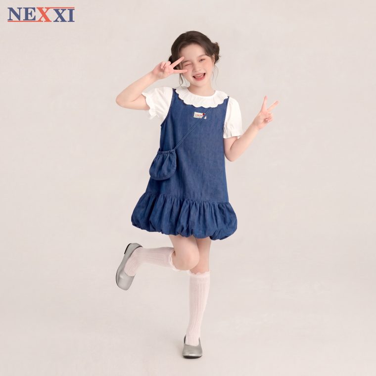 Set Đầm Bí Jean Bé Gái NEXXI – Kèm Áo Kiểu Cotton & Túi Đeo, Set Váy Yếm Jean Dễ Thương Cá Tính