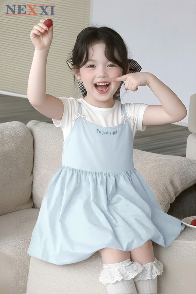 Set Váy Đầm Bí 2 Món Cho Bé Gái NEXXI Áo Cotton và Yếm Gió Nhăn Lót Lụa Đi Học Dễ Thương