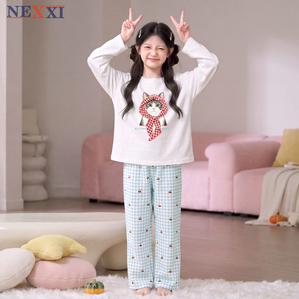 2609.8Sét quần dài đũi kèm áo thun in mèo