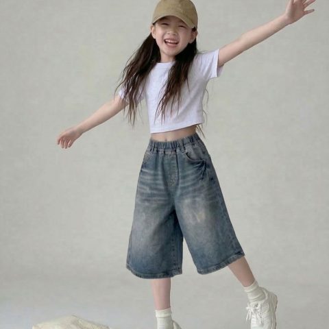 Quần Jean Lửng Bé Gái NEXXI – Ống Rộng Dài Qua Gối, Wash Bụi Cá Tính, Jean Mềm Nhẹ Hottrend
