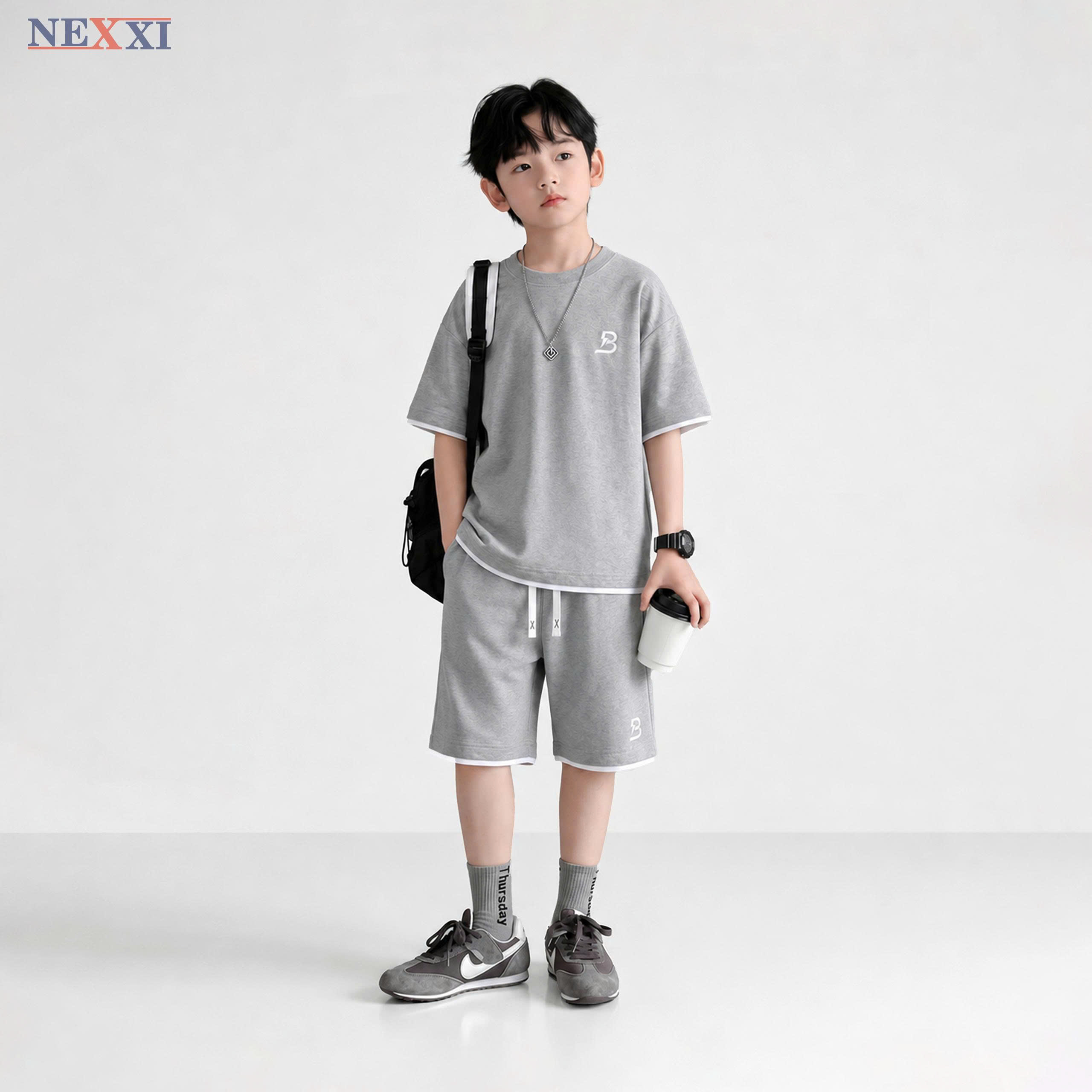 2605.8Bộ thun form rộng viền màu chữ B
