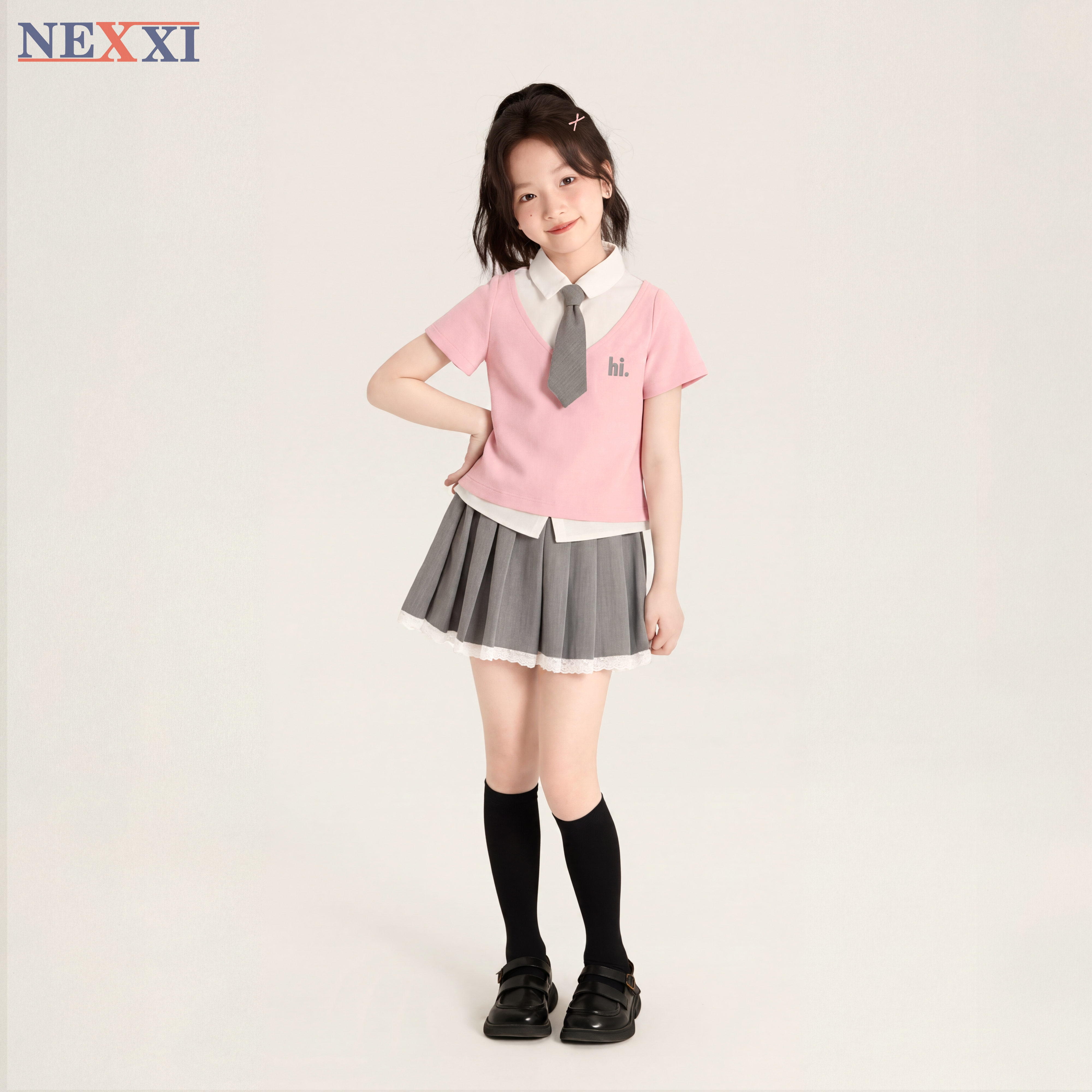 2609.13Sét áo cổ sơ mi kèm váy xếp ly Hi